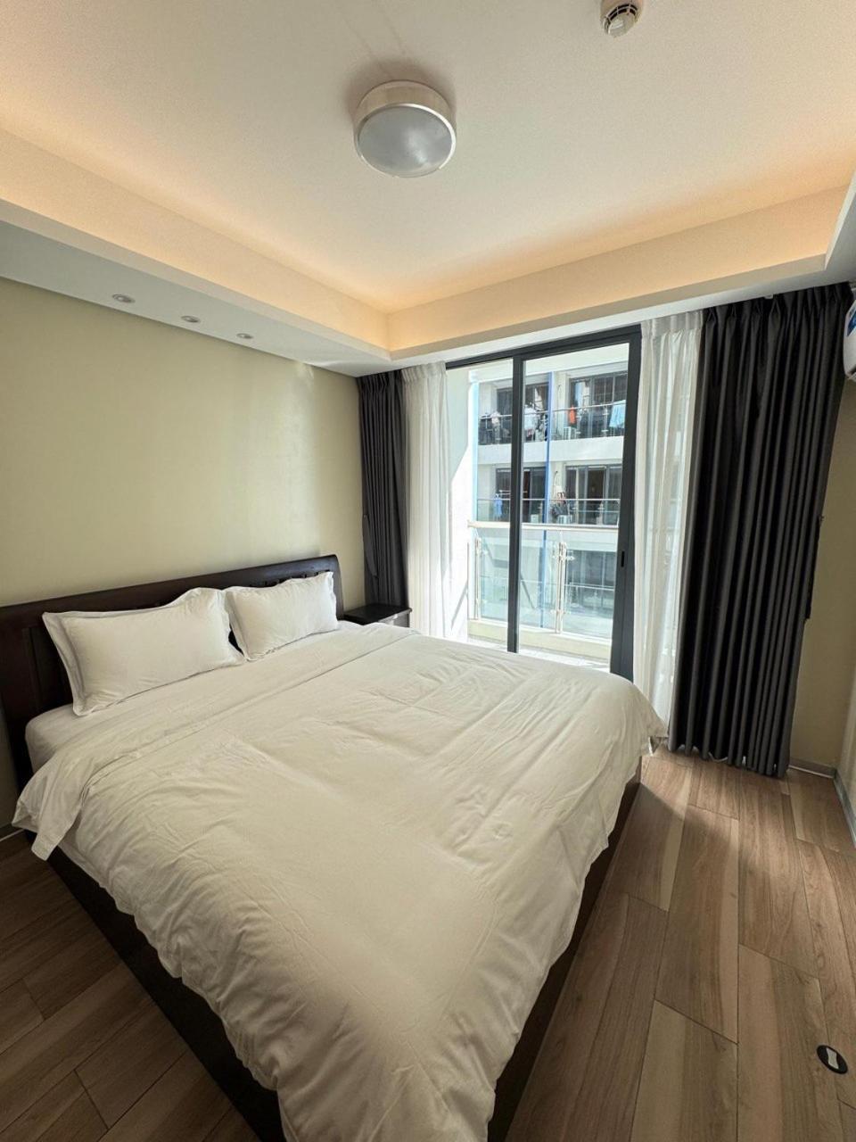 L Condotel Paranaque City Ngoại thất bức ảnh